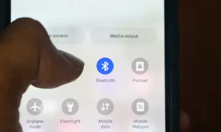 Celular com Bluetooth sempre ligado? Conheça os riscos
