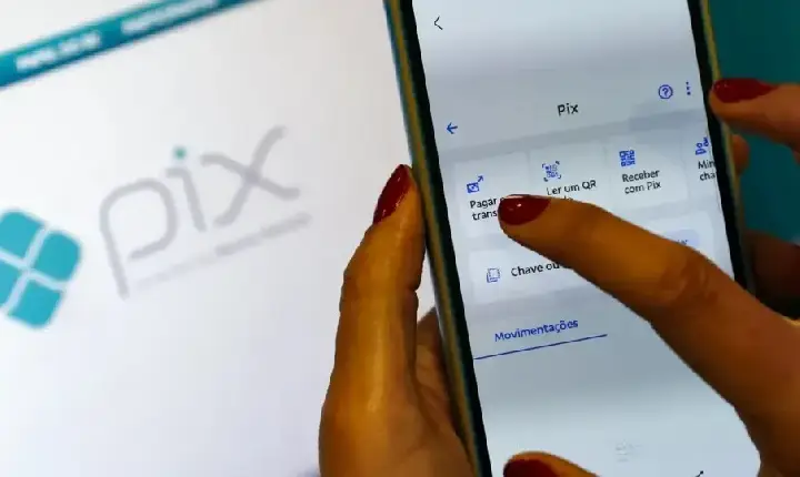 Novo golpe clona conversas no WhatsApp para desviar Pix das vítimas