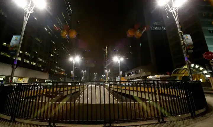 Por que o MP quer anular o contrato bilionário de iluminação pública em SP