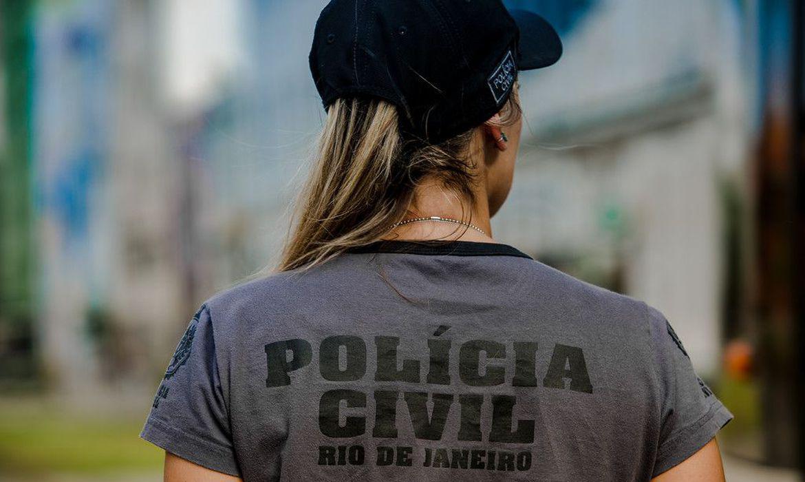 Geral Polícia combate furto de combustível de dutos da Petrobras.