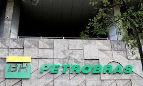 Petrobras vai reduzir preço do diesel às distribuidoras a partir de sexta