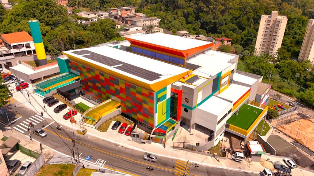 População se alegra com a entrega de escola e espaço cultural no Parque Viana