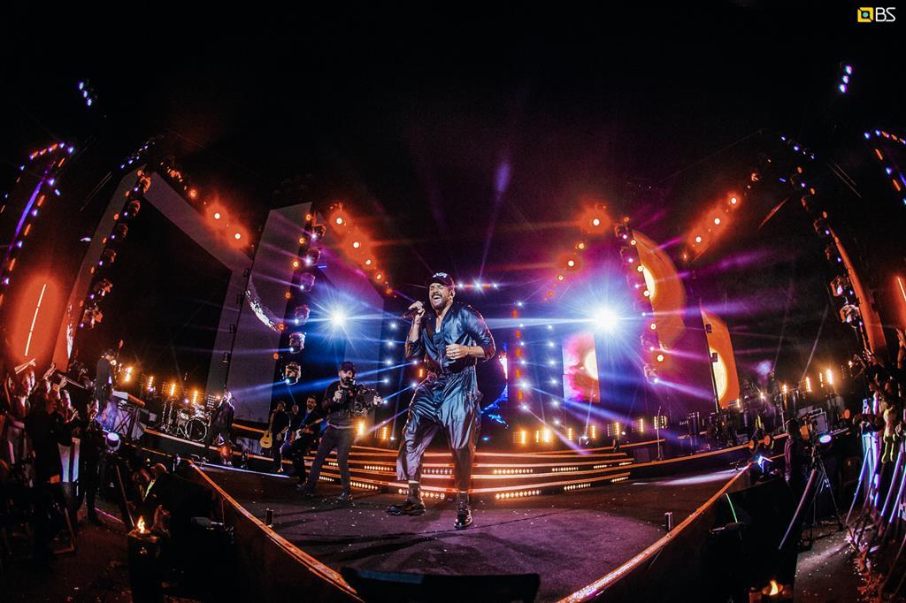 Banda Eva embala a 6ª noite do Arraiá de Barueri 2025 nesta sexta-feira (20)