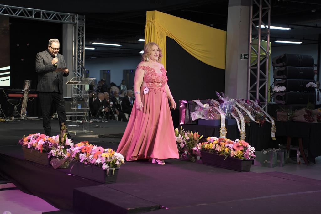 Barueri elege Miss e Mister Melhor Idade 2025