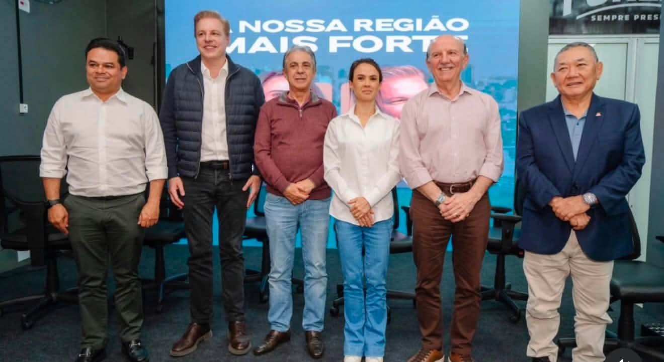 Rubens Furlan e prefeitos de Barueri, Jandira e Itapevi anunciam apoio a Bruna Furlan e Igor Soares